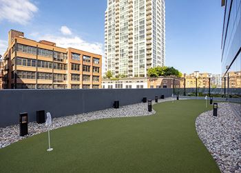 Mini Golf at 640 North Wells, Chicago
